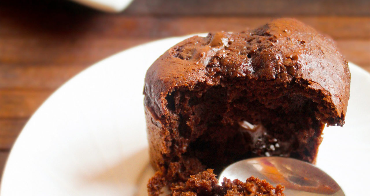 Muffin al cioccolato con cuore morbido